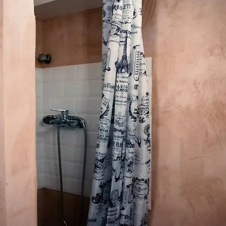 στούντιο στο κέντρο της πόλης. شقة فولوس